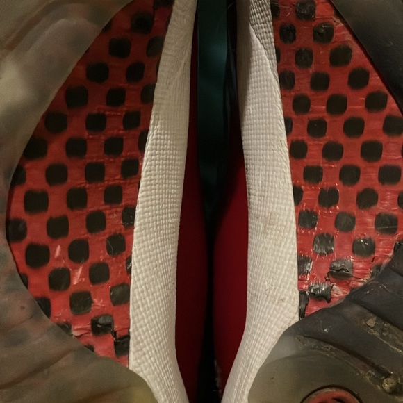 Jordan 11 - Picture 1 of 7